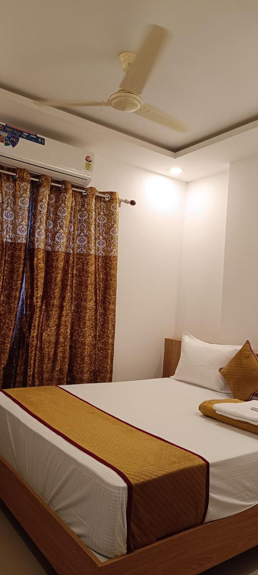 Classic Comfort Lodge Mangalore Eksteriør billede