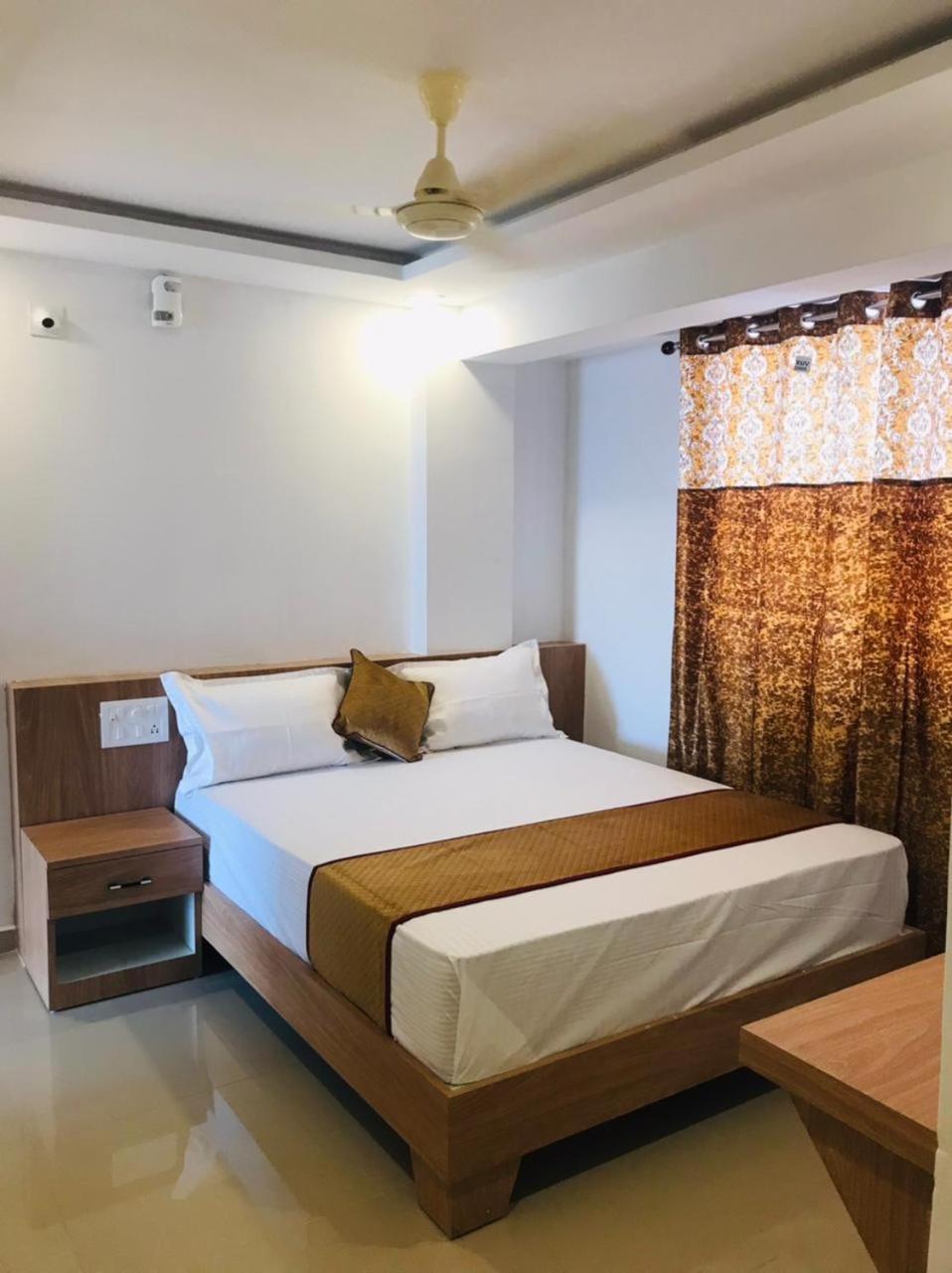Classic Comfort Lodge Mangalore Eksteriør billede